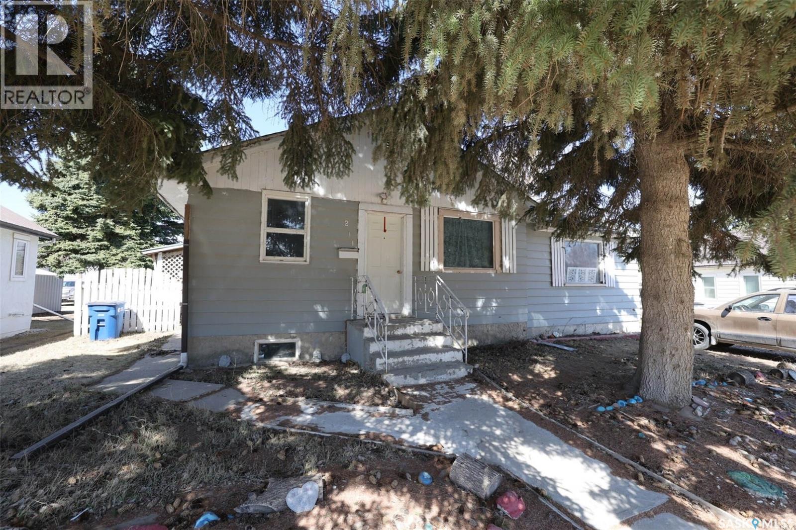 211 Main Street Property Photo 2