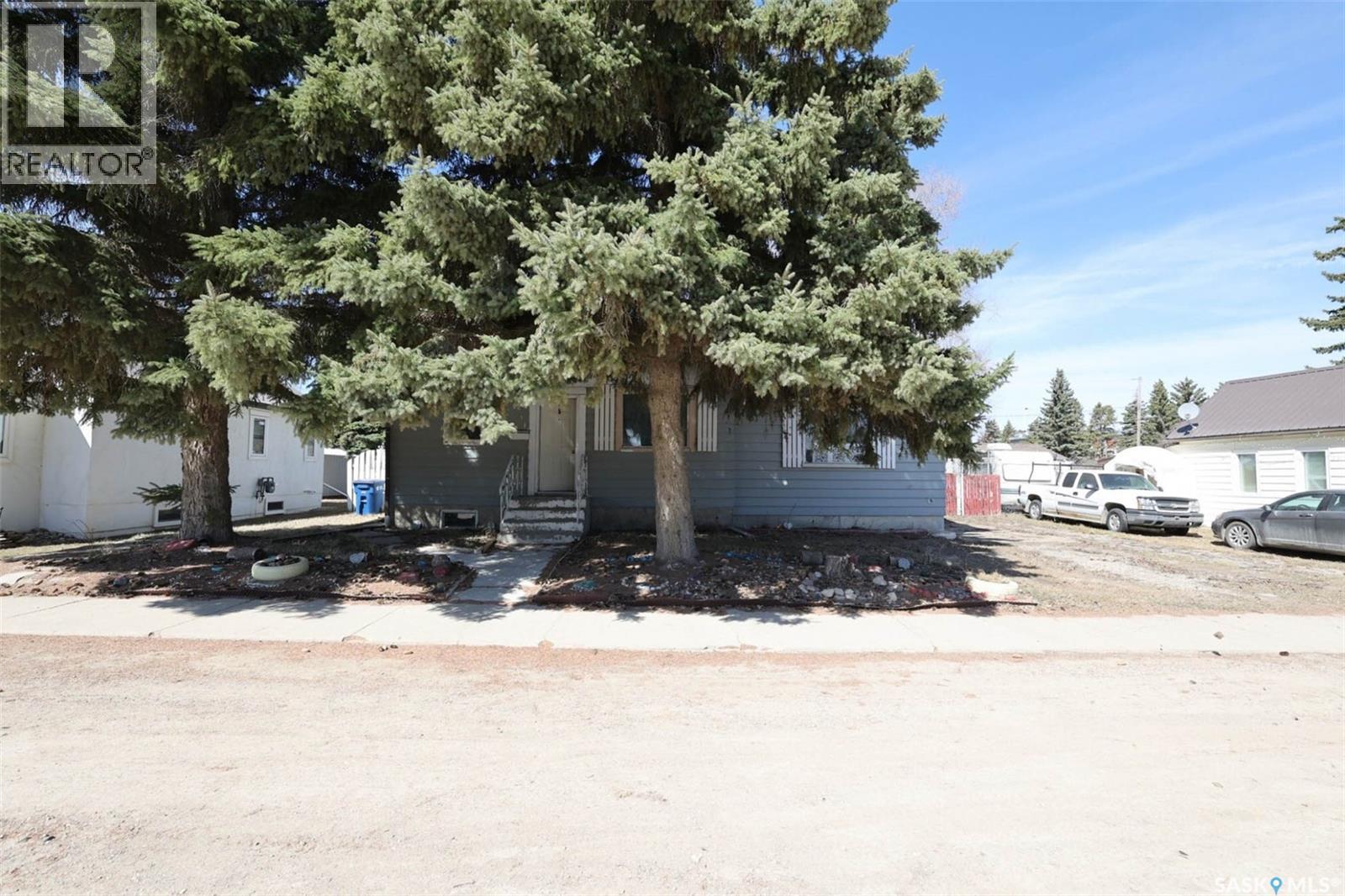 211 Main Street Property Photo 4
