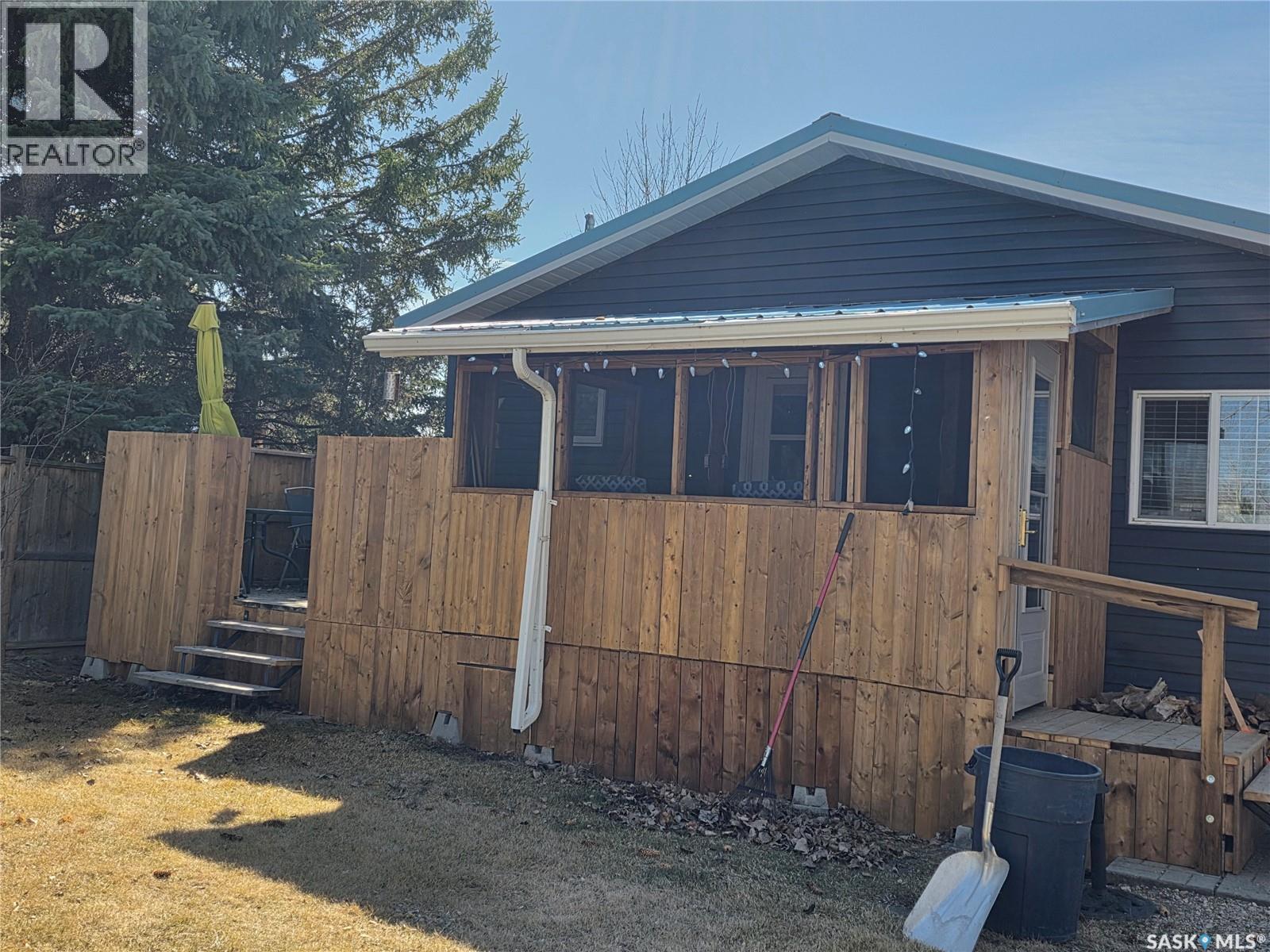 539 Mistusinne Crescent Property Photo 5