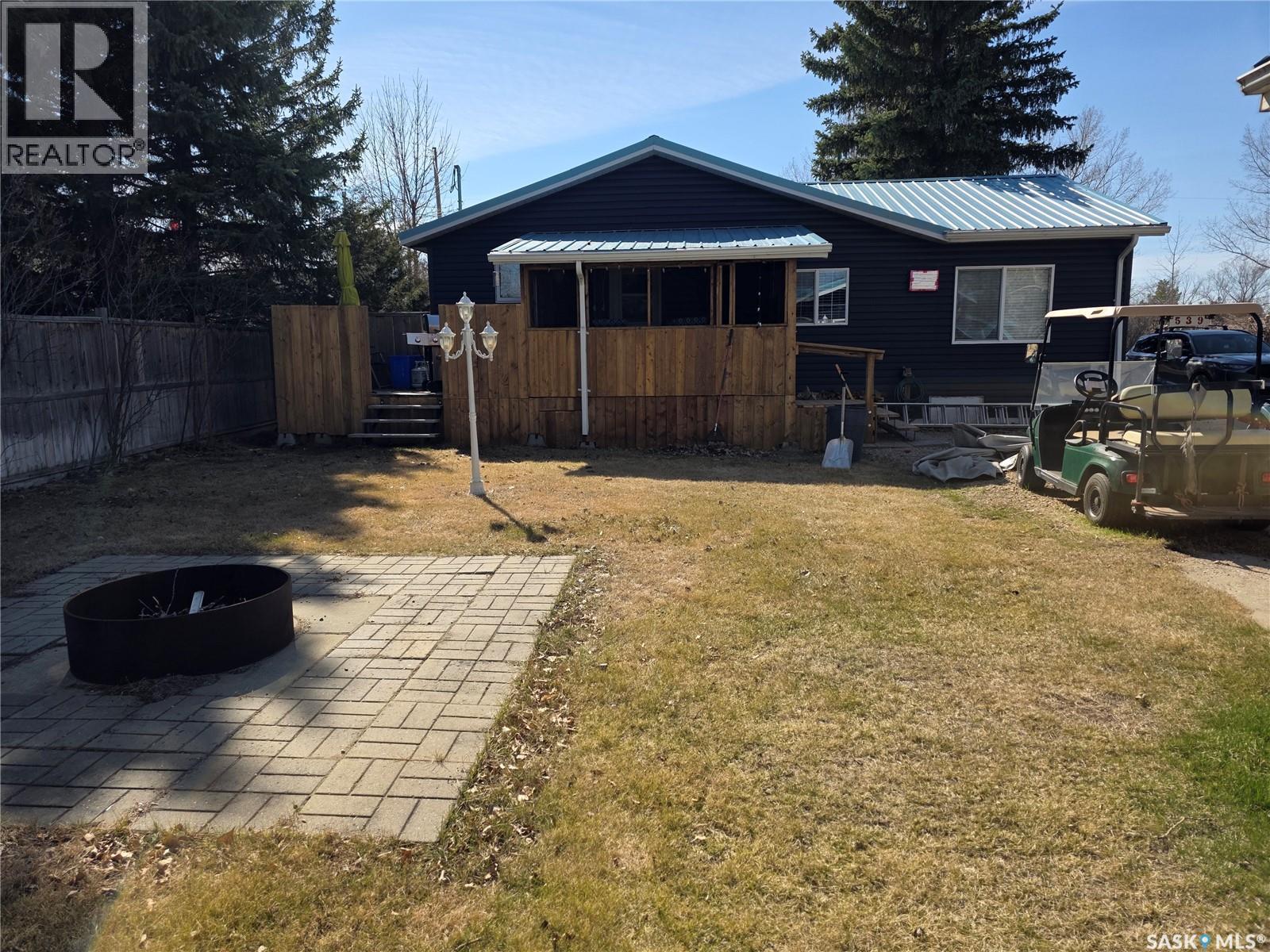 539 Mistusinne Crescent Property Photo 7