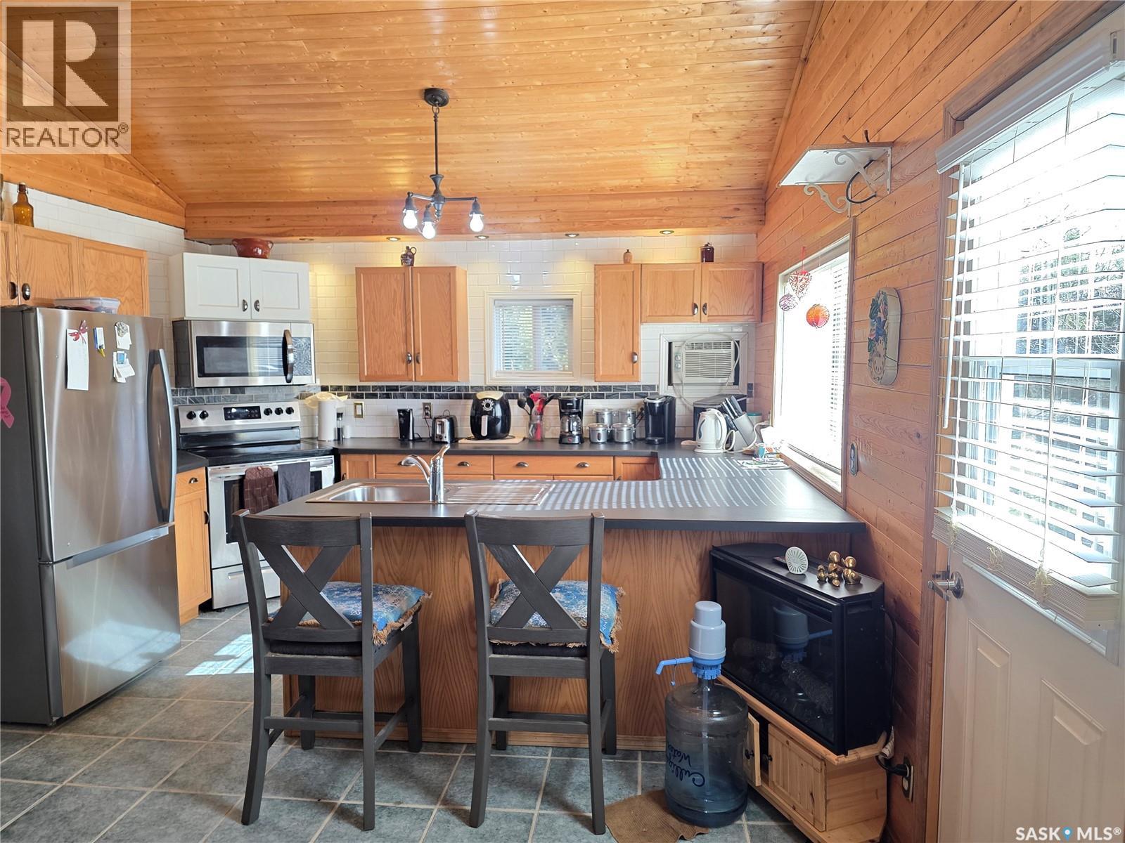 539 Mistusinne Crescent Property Photo 9
