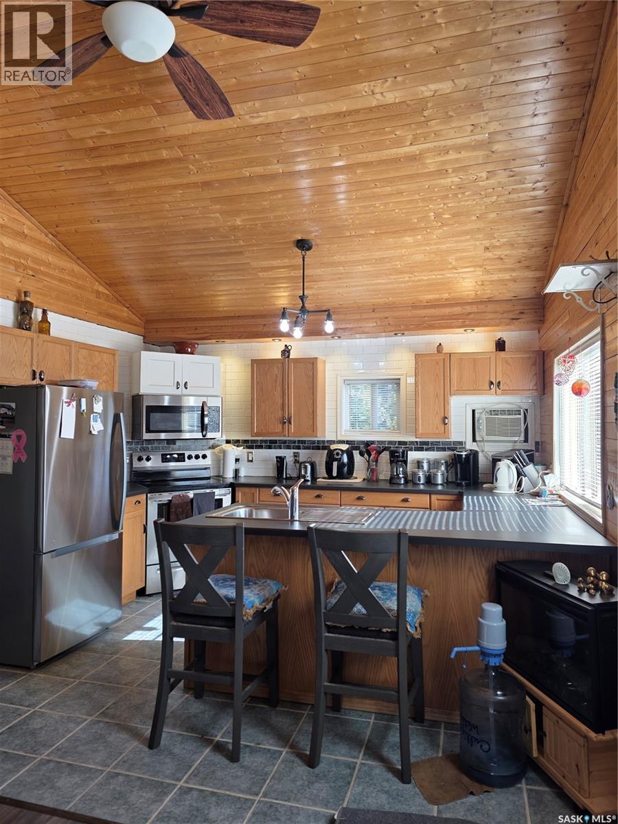 539 Mistusinne Crescent Property Photo 10
