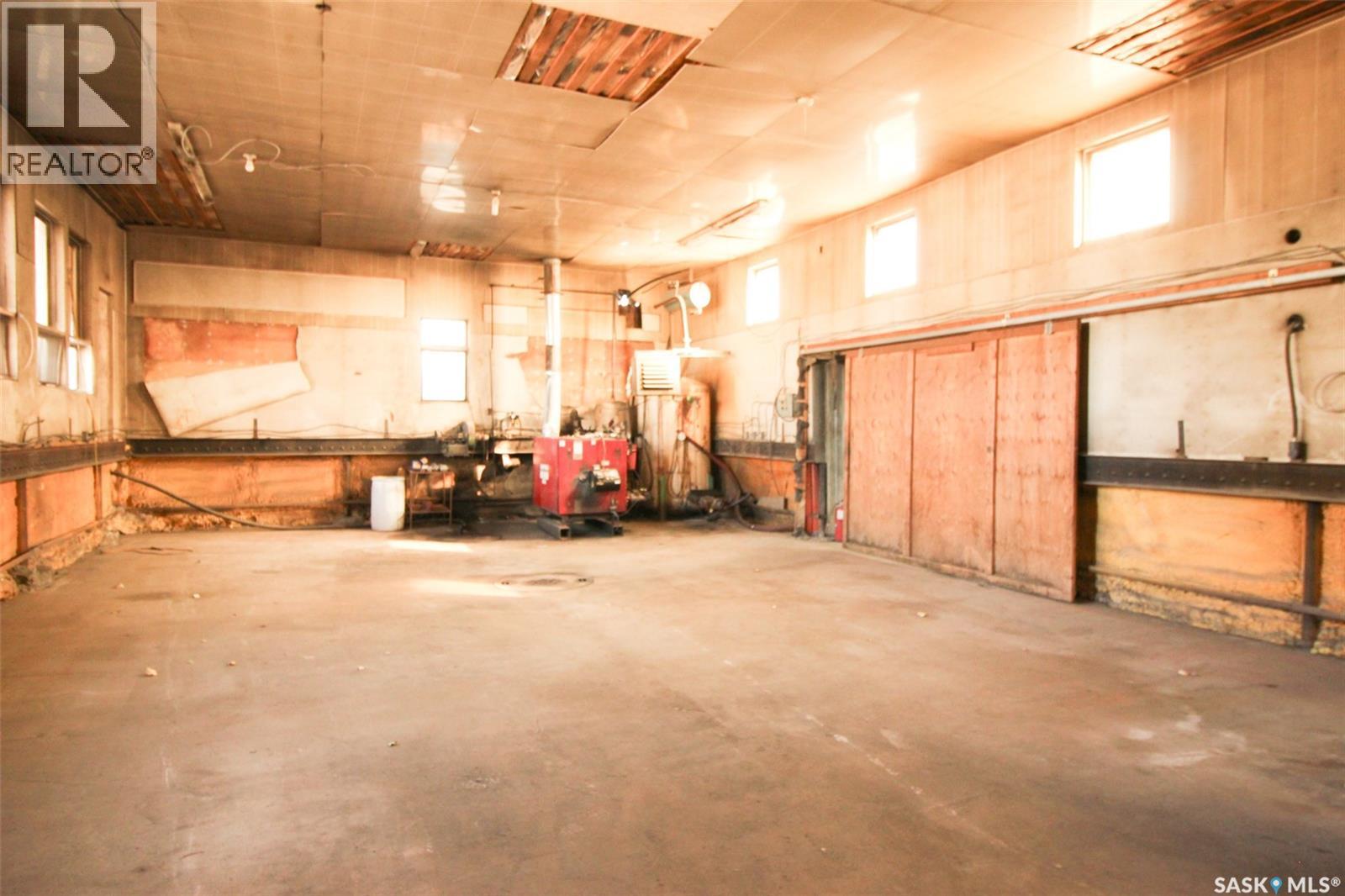 8241 Range Road Property Photo 22