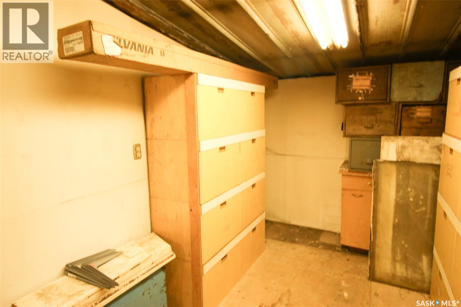 8241 Range Road Property Photo 25