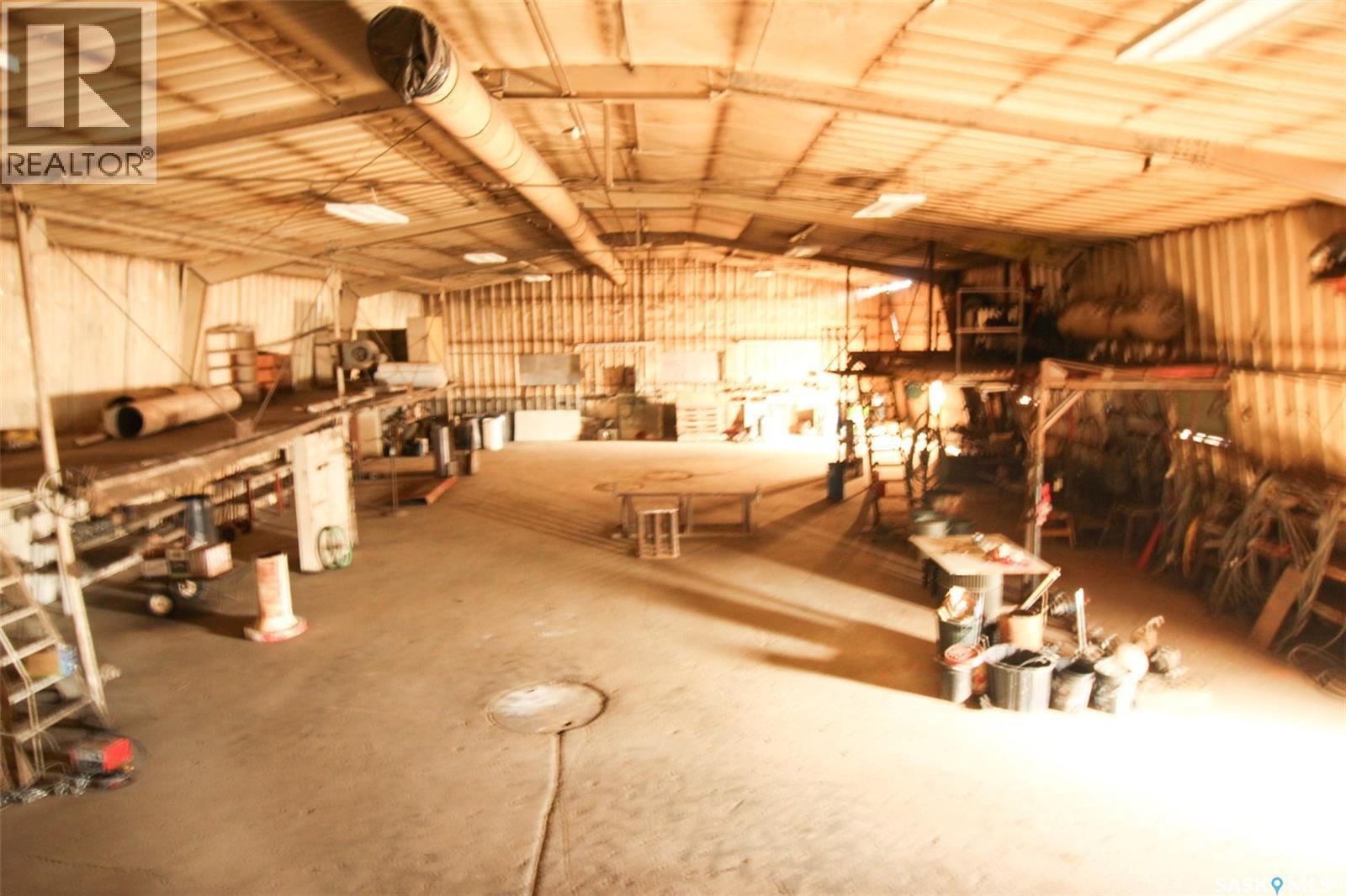 8241 Range Road Property Photo 27