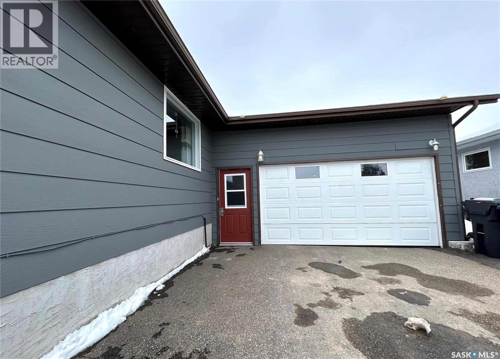 404 5th Street N Property Photo 4
