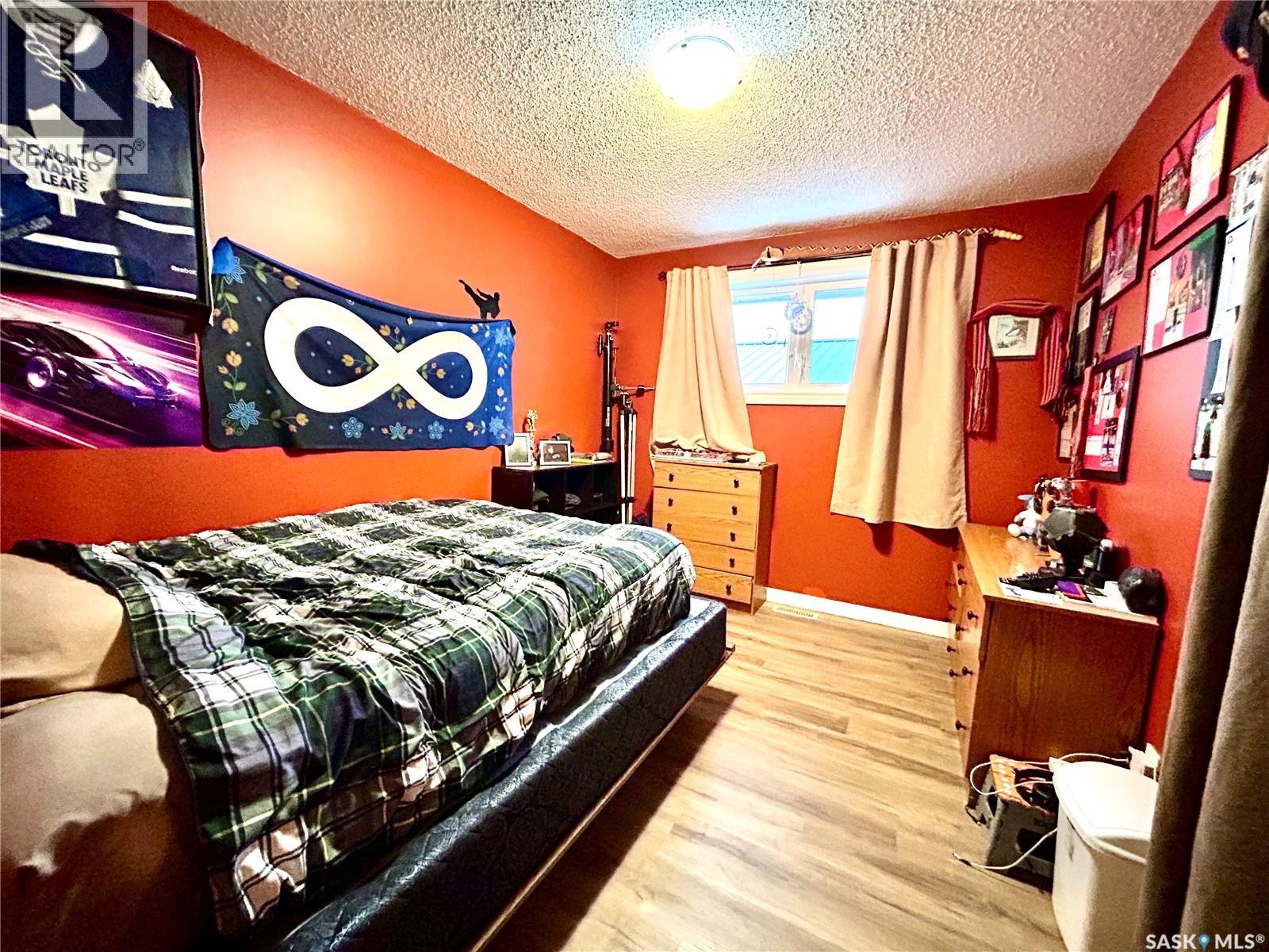 404 5th Street N Property Photo 14