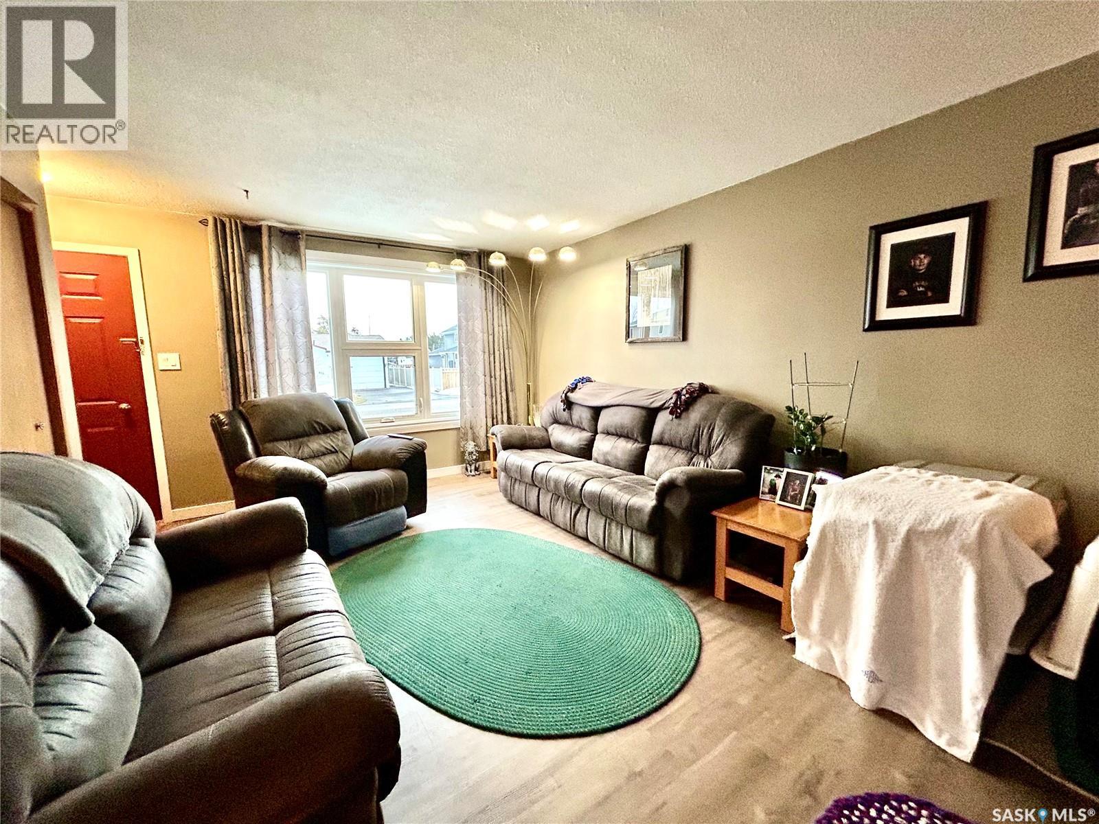 404 5th Street N Property Photo 17