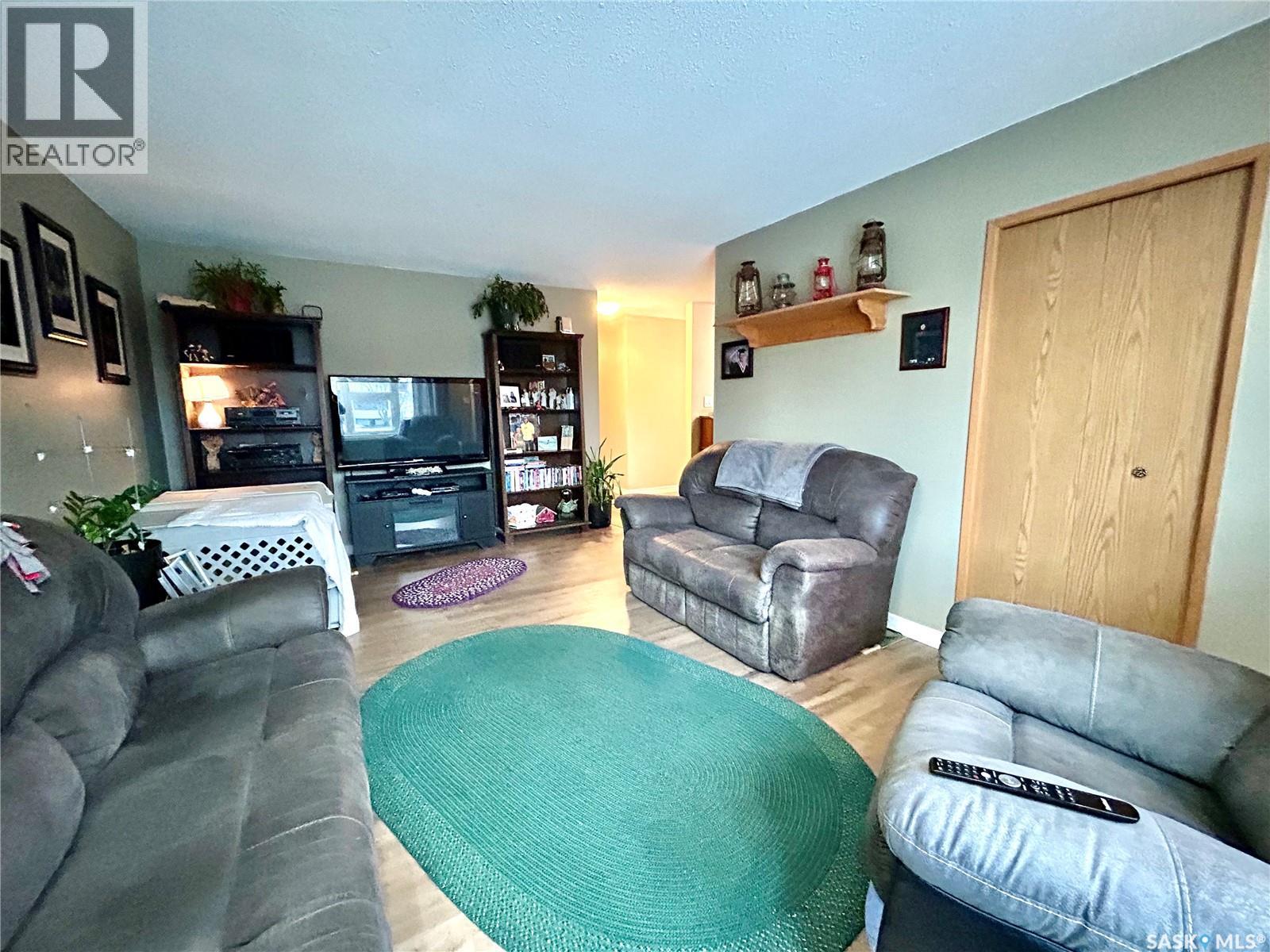 404 5th Street N Property Photo 18