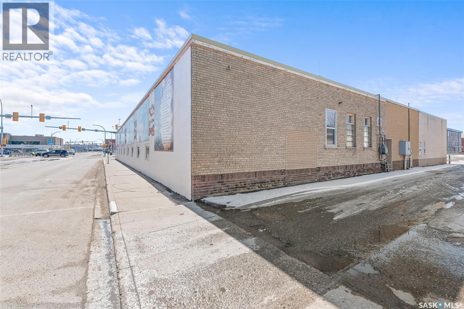 A 100 Fairford Street W Property Photo 23