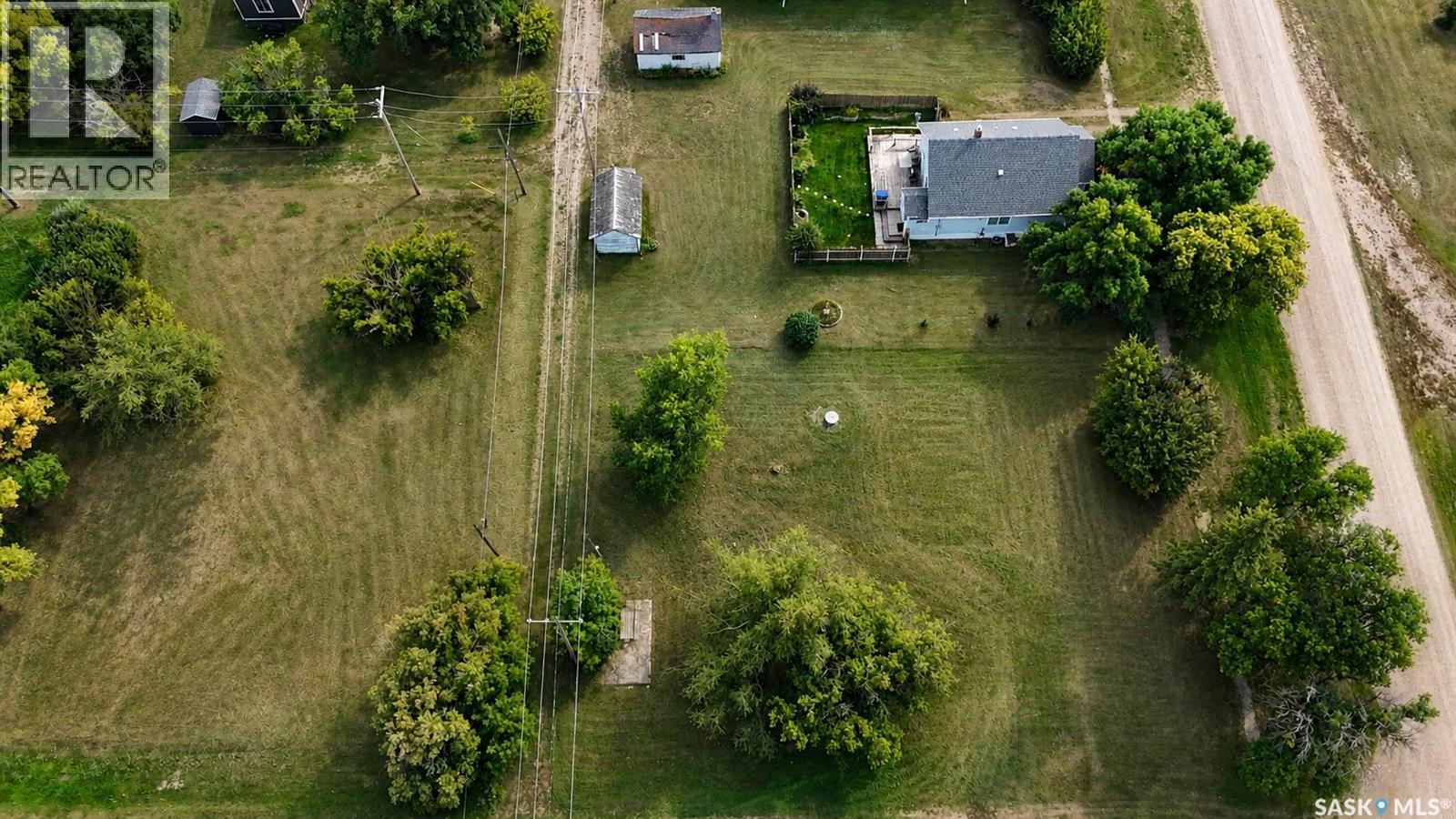 136 Railway Avenue Property Photo 2