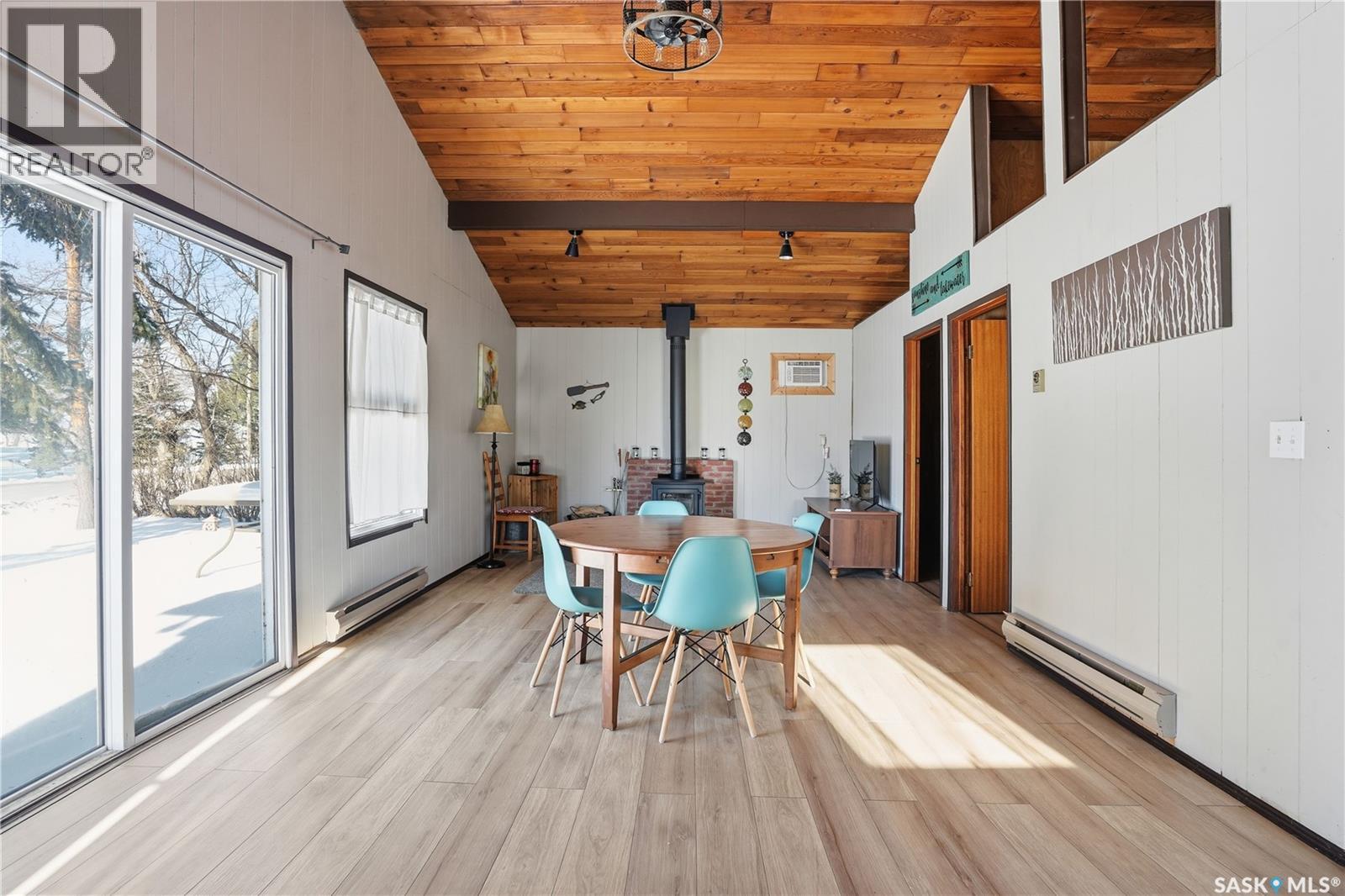 16 Pheasant Street Property Photo 8