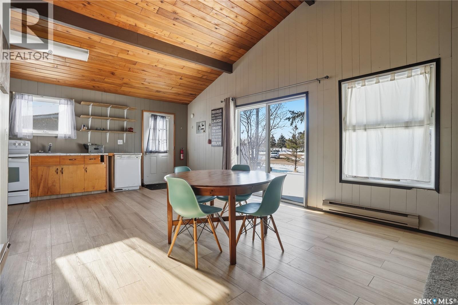 16 Pheasant Street Property Photo 14