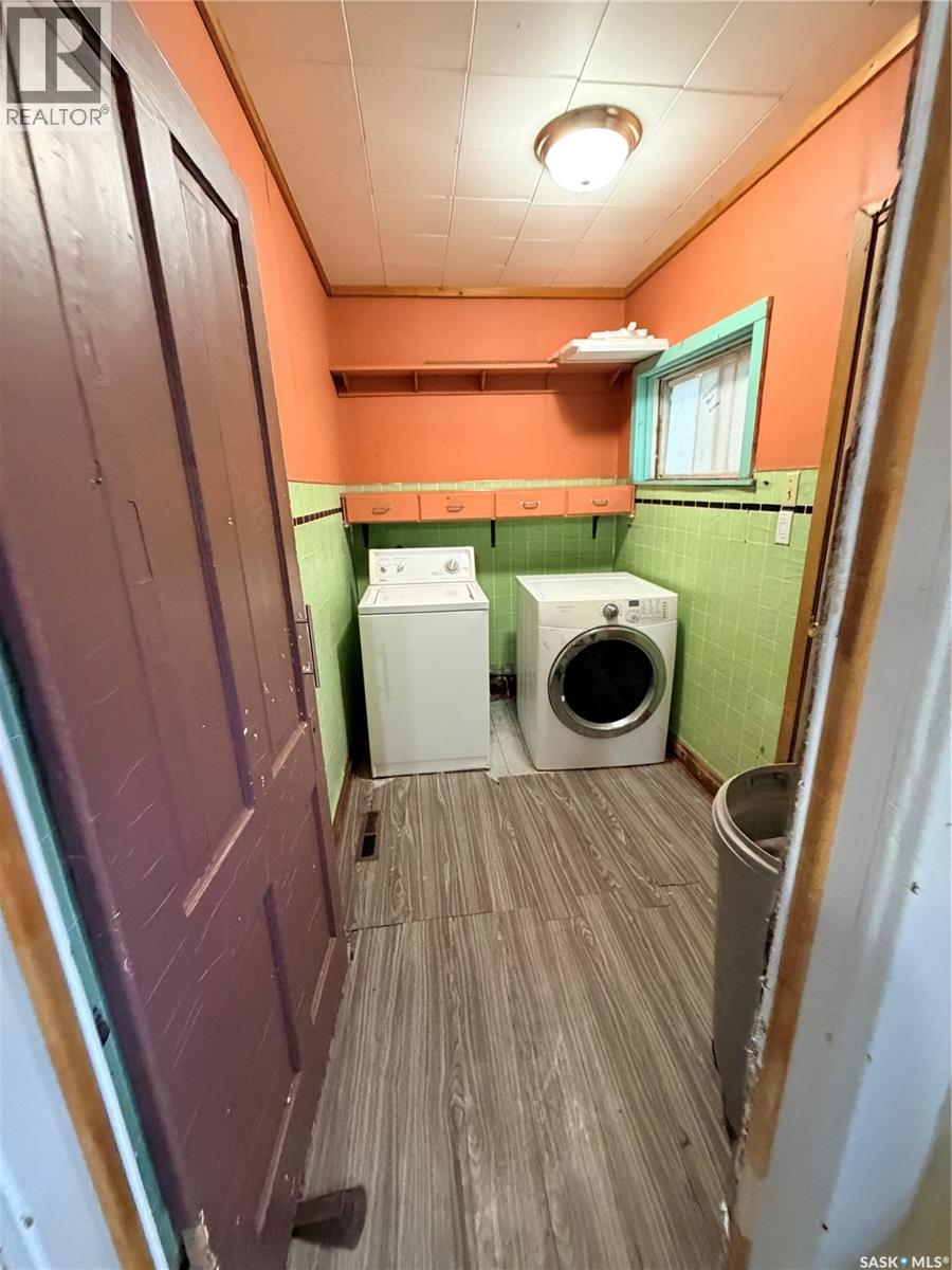 573 Centre Street Property Photo 9