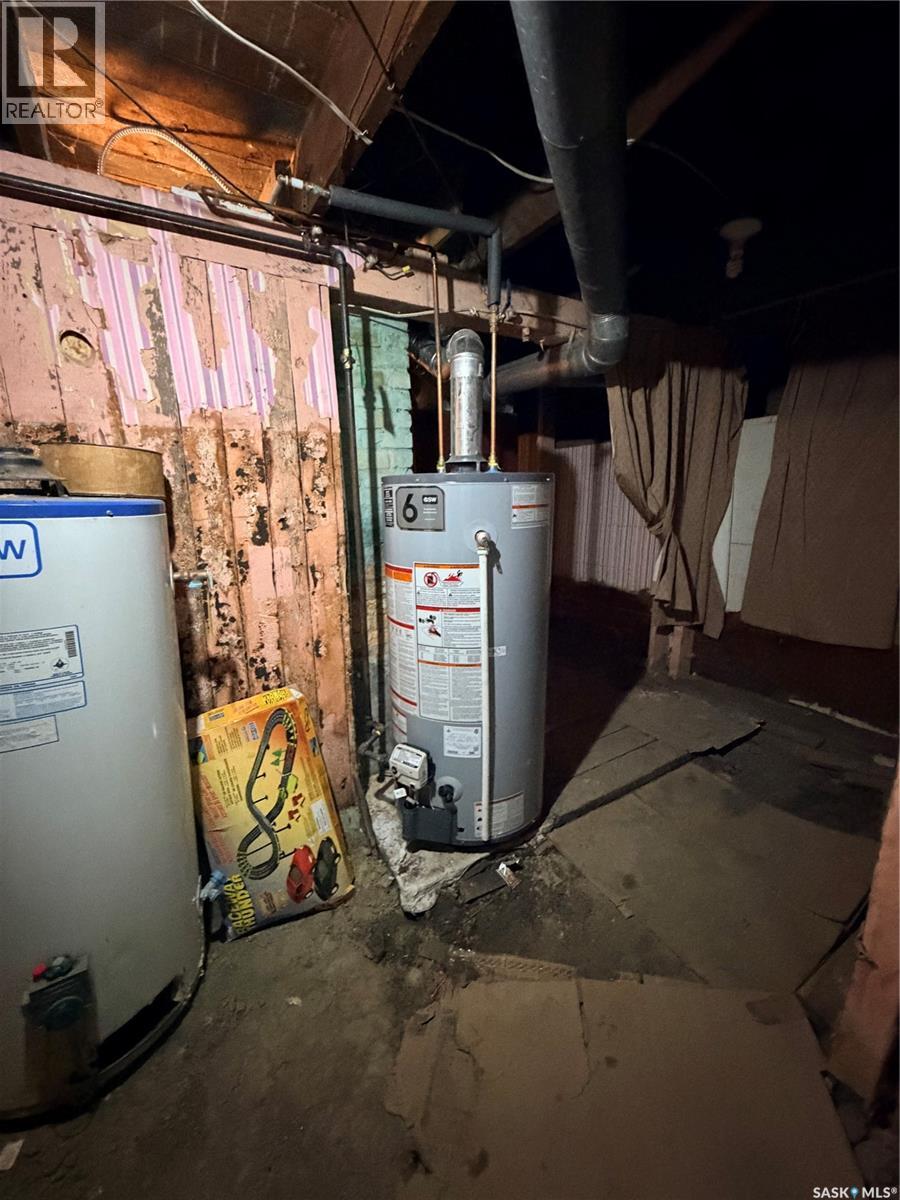 573 Centre Street Property Photo 17