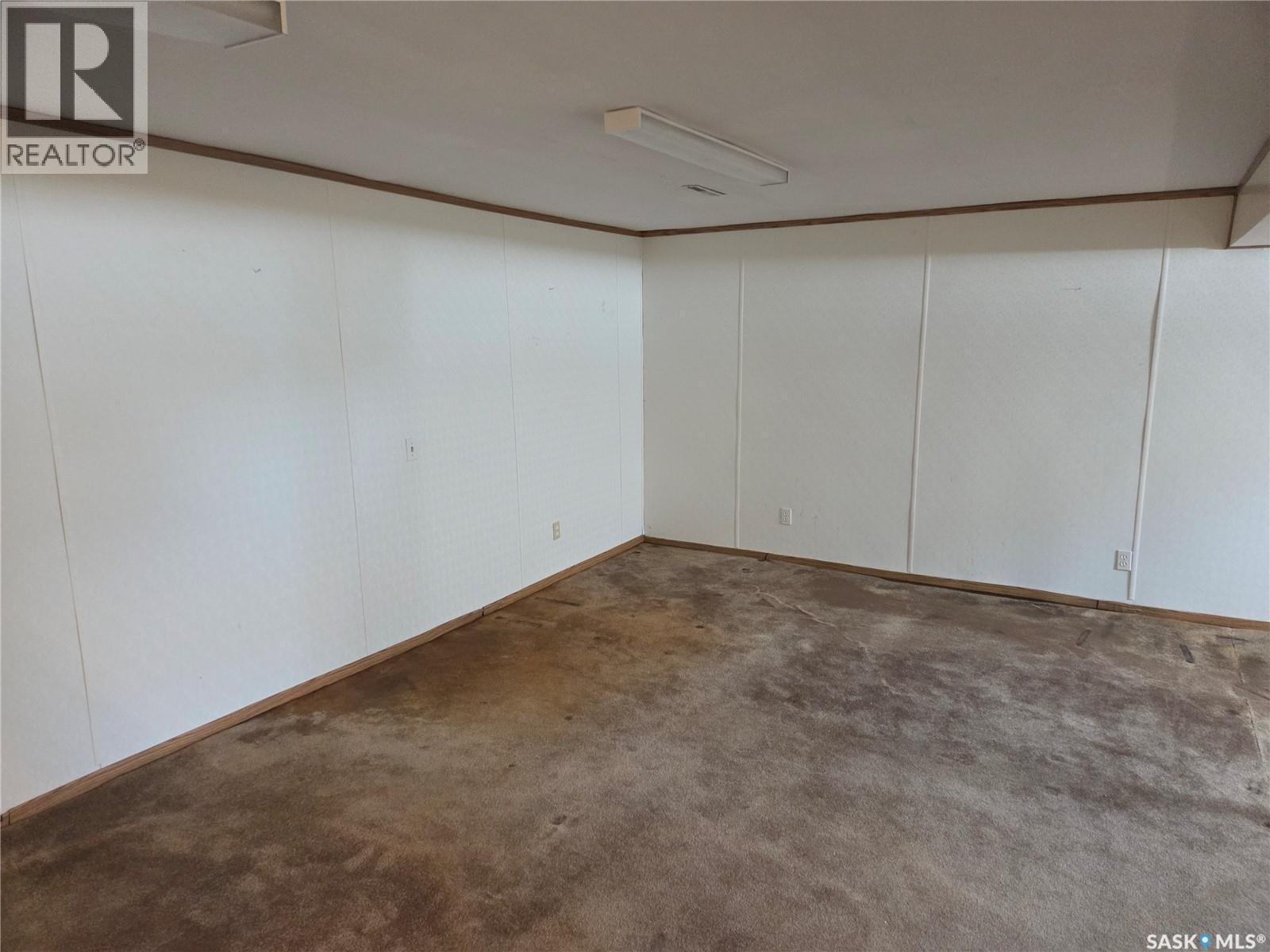 718 98th Avenue Property Photo 17