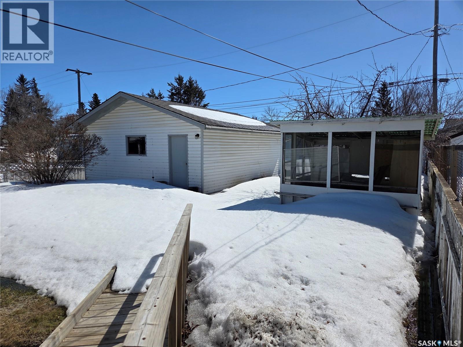 718 98th Avenue Property Photo 20