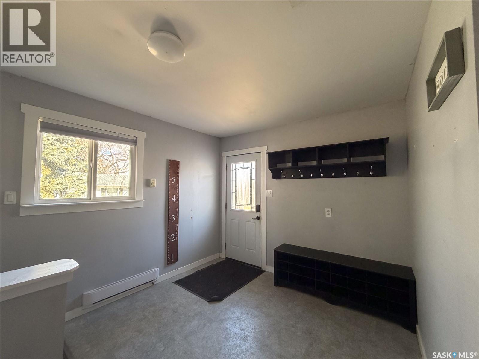 302 Aberdeen Street Property Photo 8