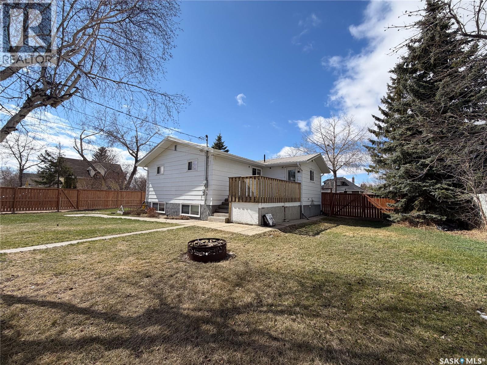302 Aberdeen Street Property Photo 25