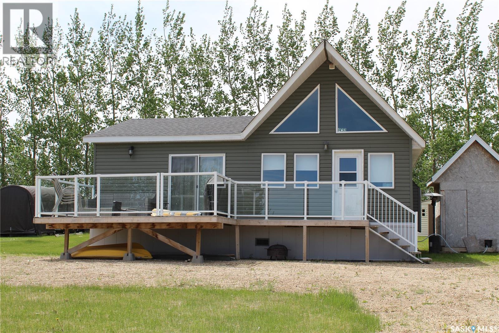 106 Lakeshore Drive Property Photo 1