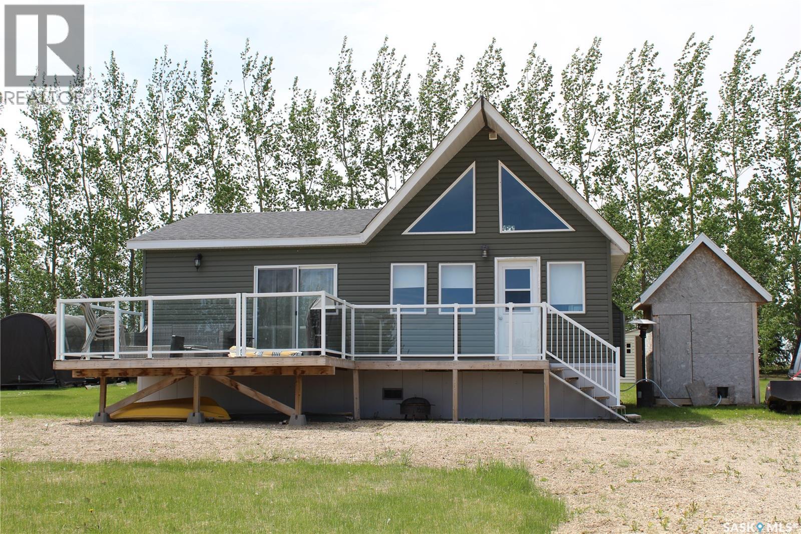 106 Lakeshore Drive Property Photo 3