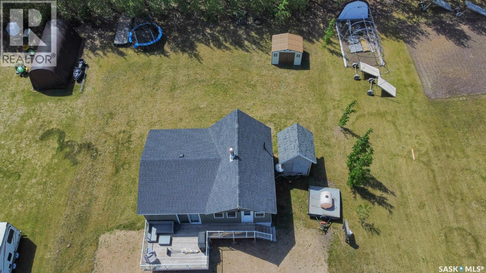106 Lakeshore Drive Property Photo 5