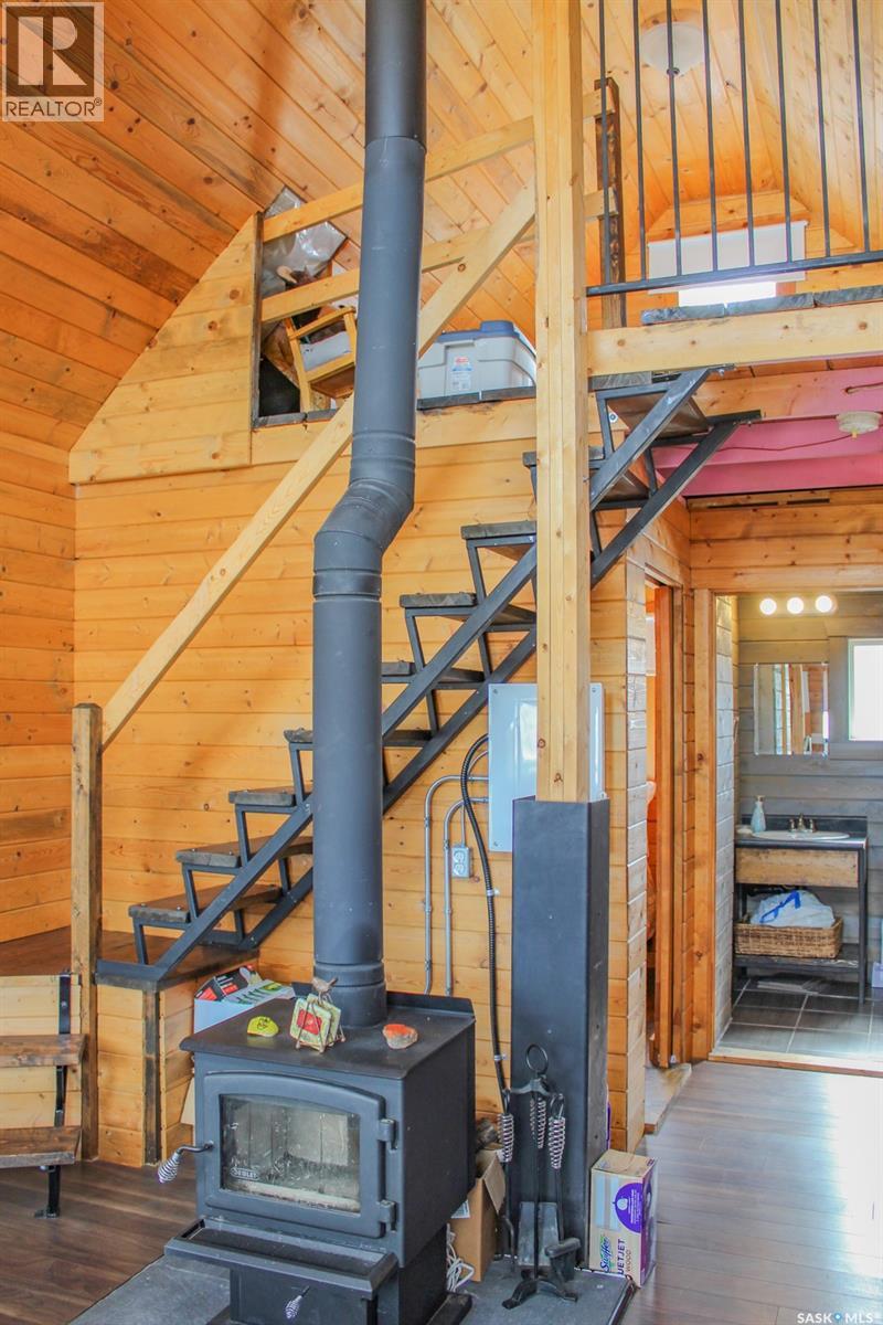 106 Lakeshore Drive Property Photo 6