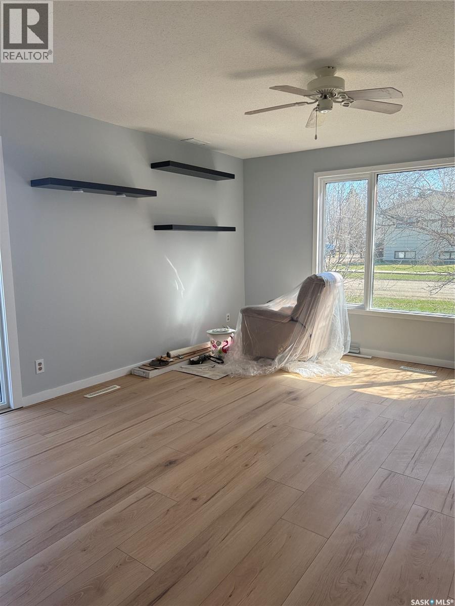 414 3rd Avenue Property Photo 6