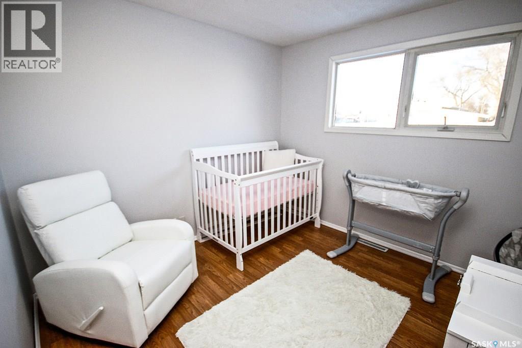 646 Albert Street Property Photo 26