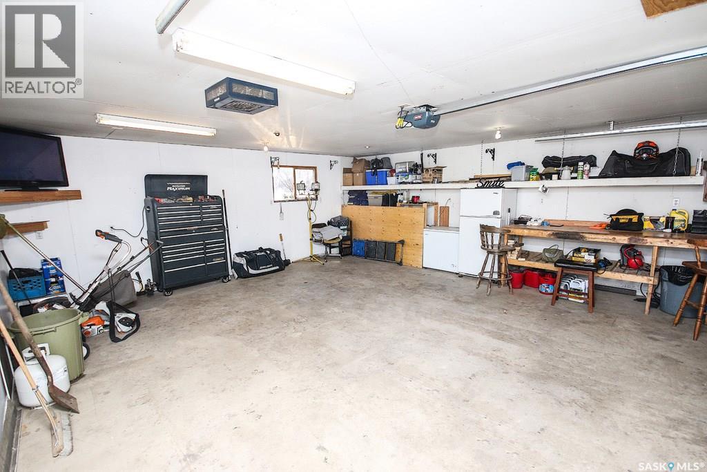 646 Albert Street Property Photo 31