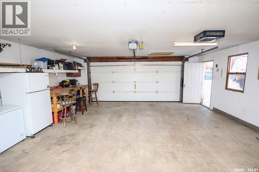 646 Albert Street Property Photo 32