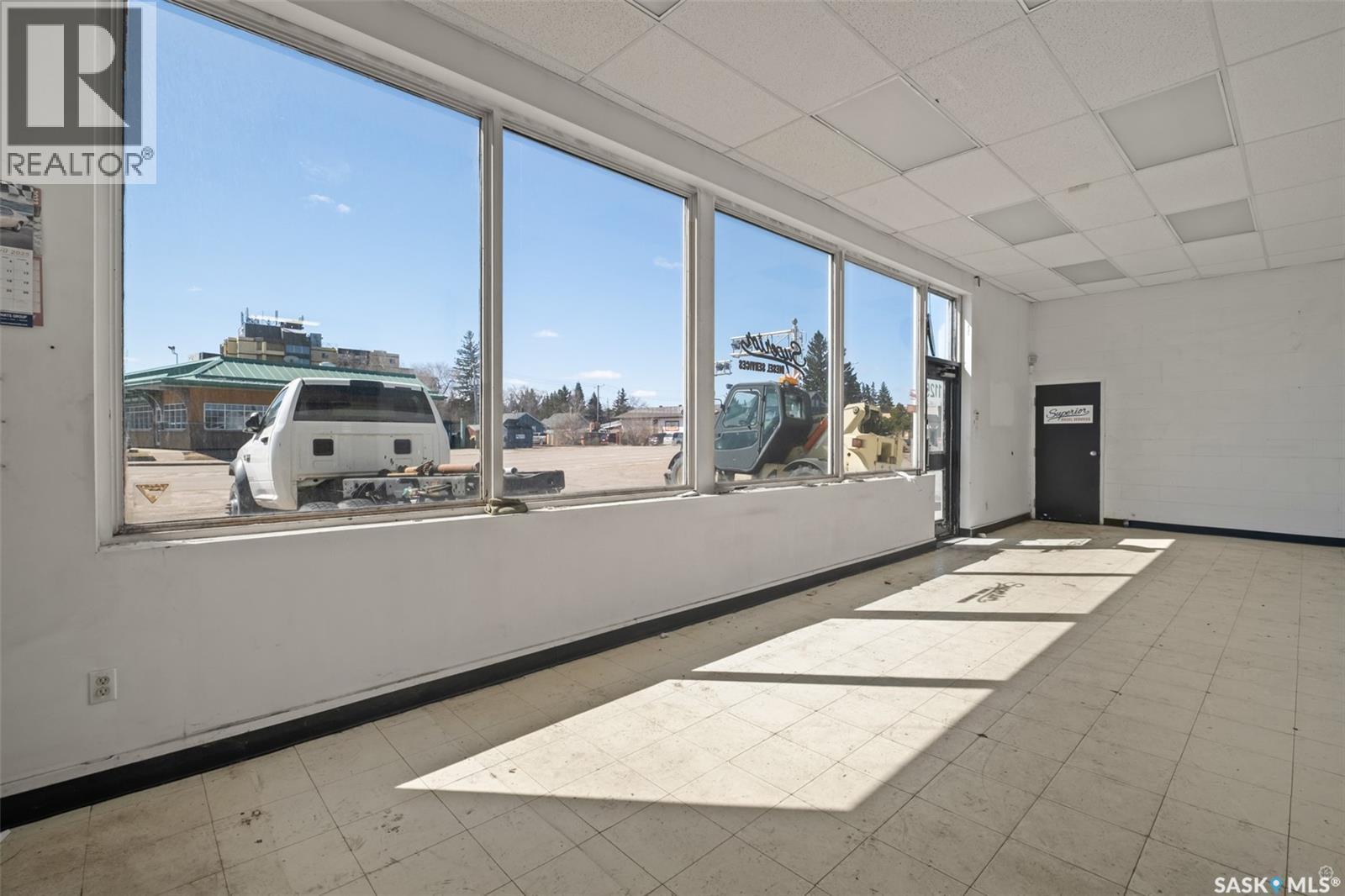1125 2nd Avenue W Property Photo 17