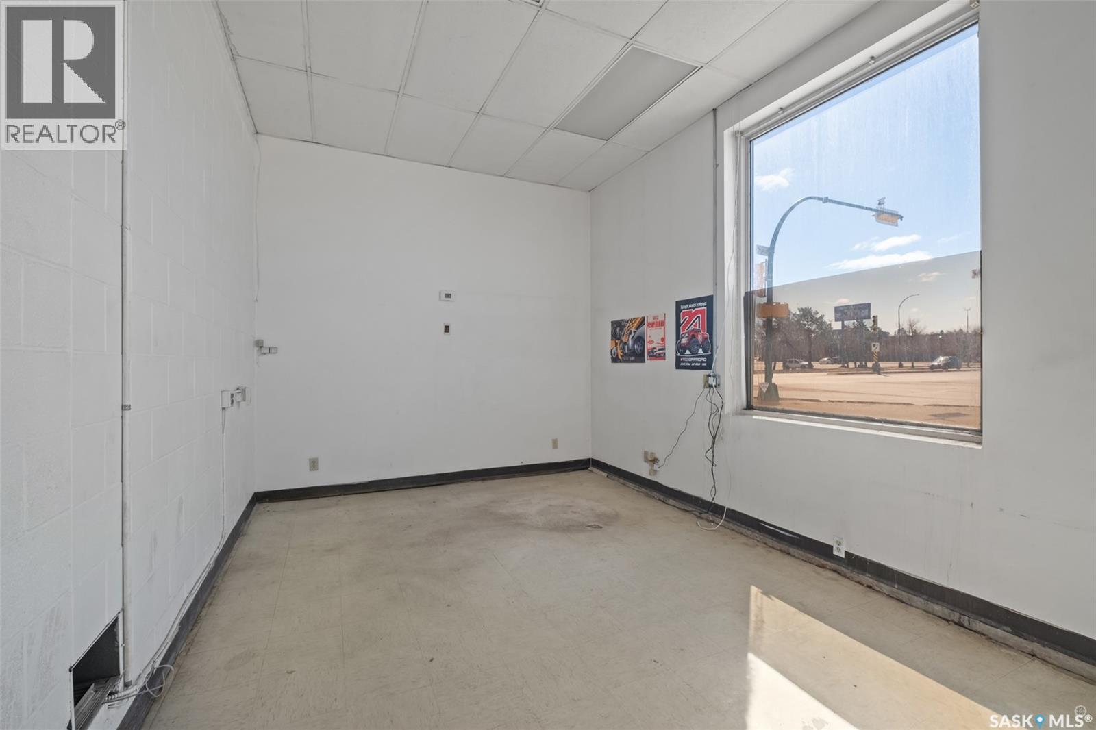 1125 2nd Avenue W Property Photo 21