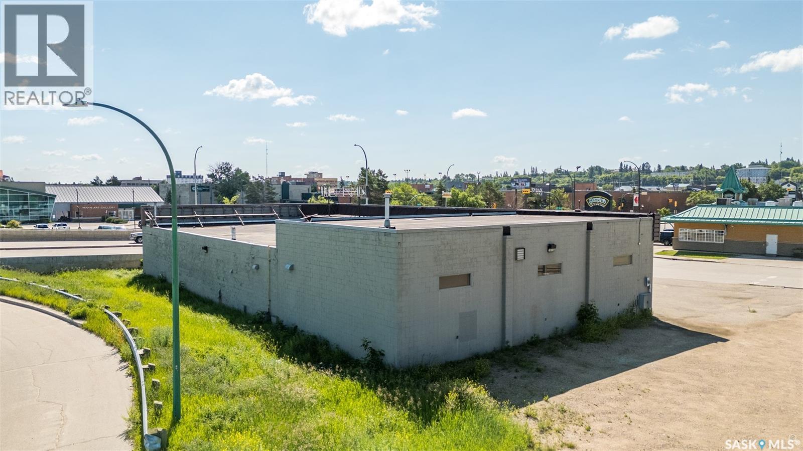 1125 2nd Avenue W Property Photo 24