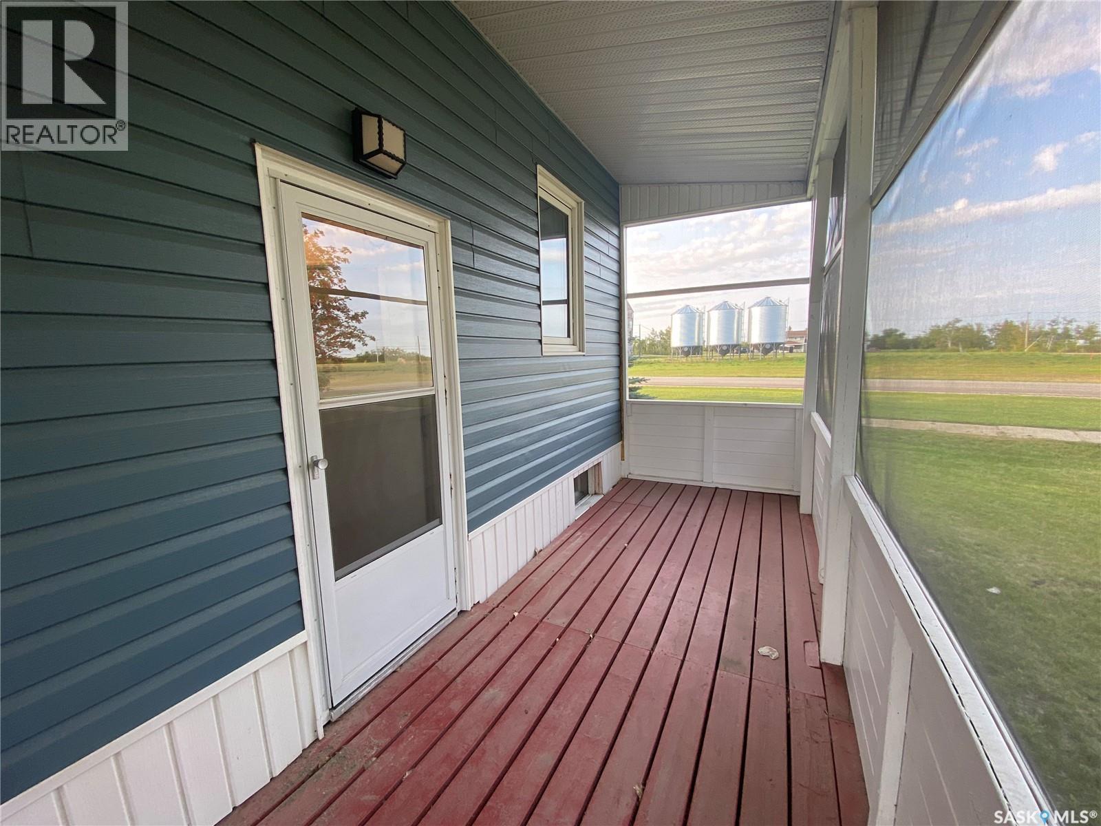 325 Grout Street Property Photo 9