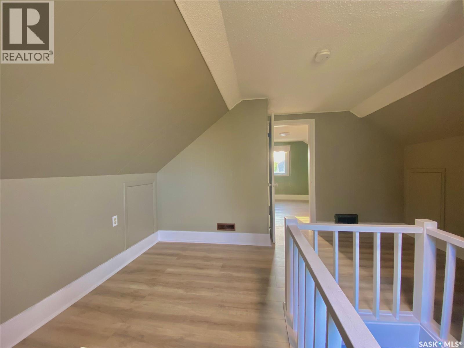325 Grout Street Property Photo 21