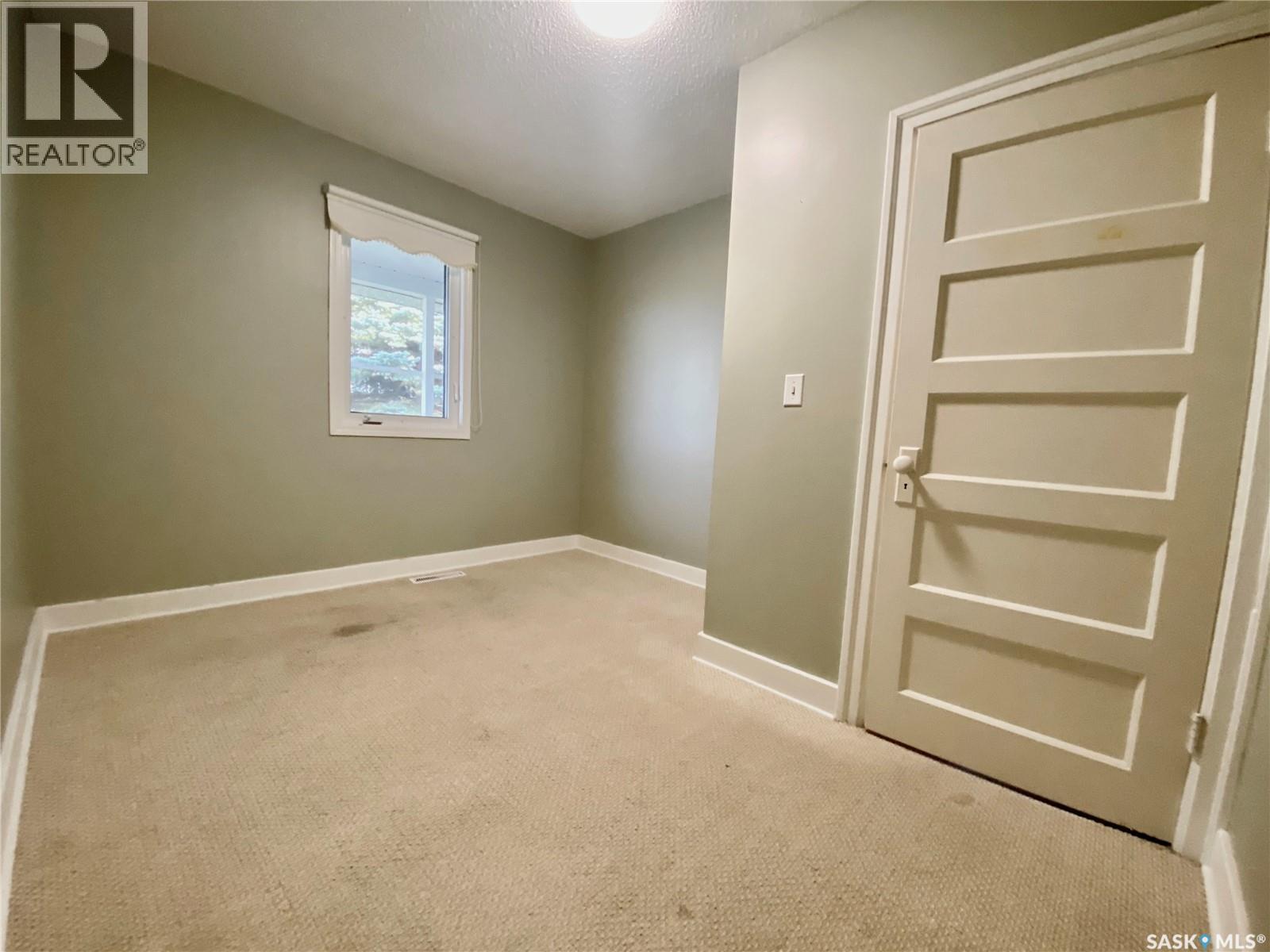 325 Grout Street Property Photo 22