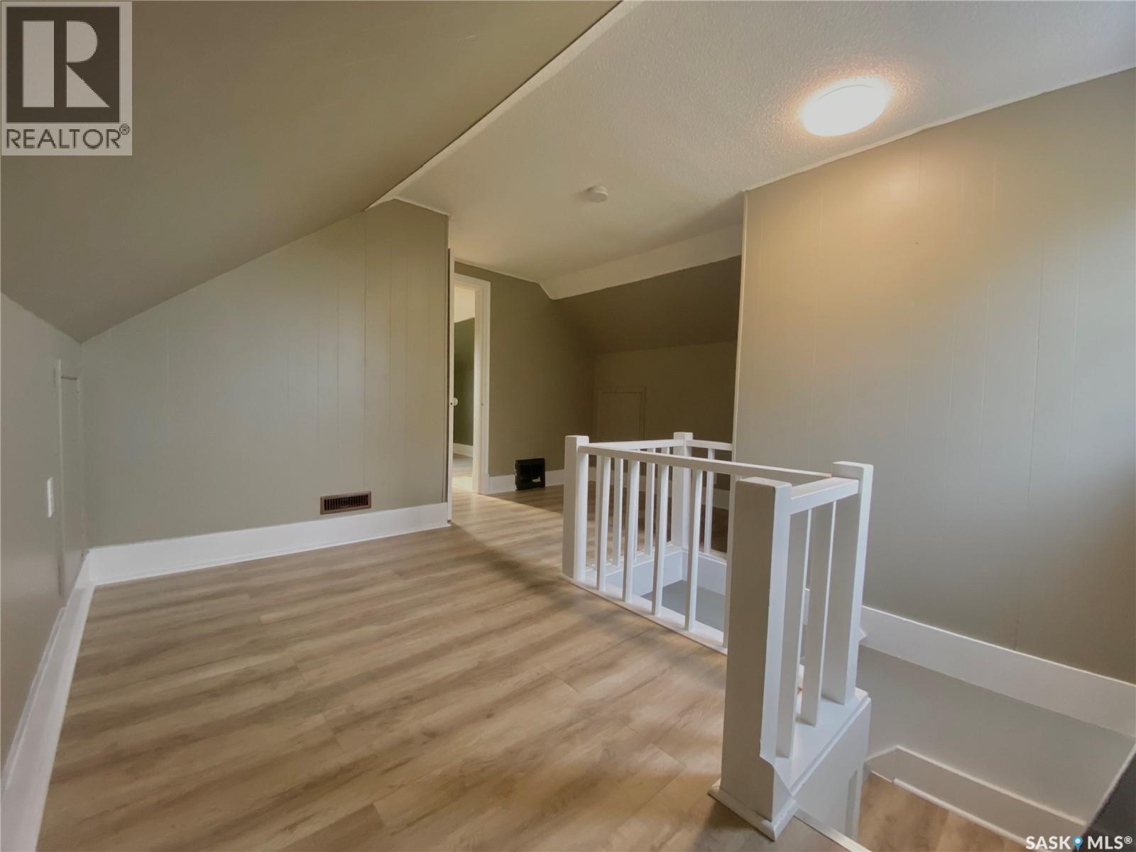 325 Grout Street Property Photo 23