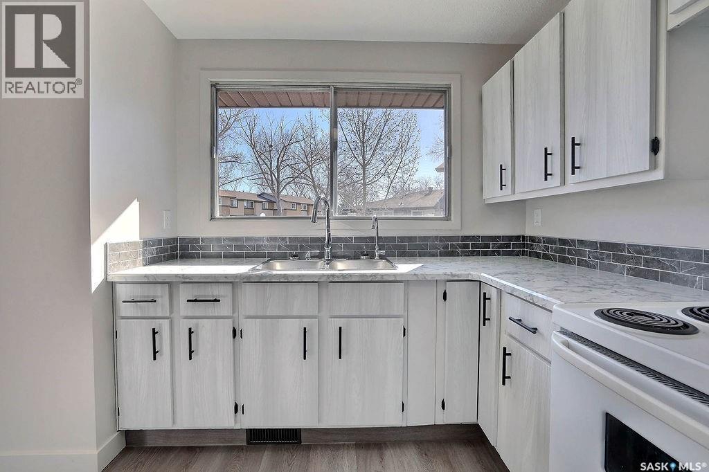 31 Mackenzie Way Property Photo 7