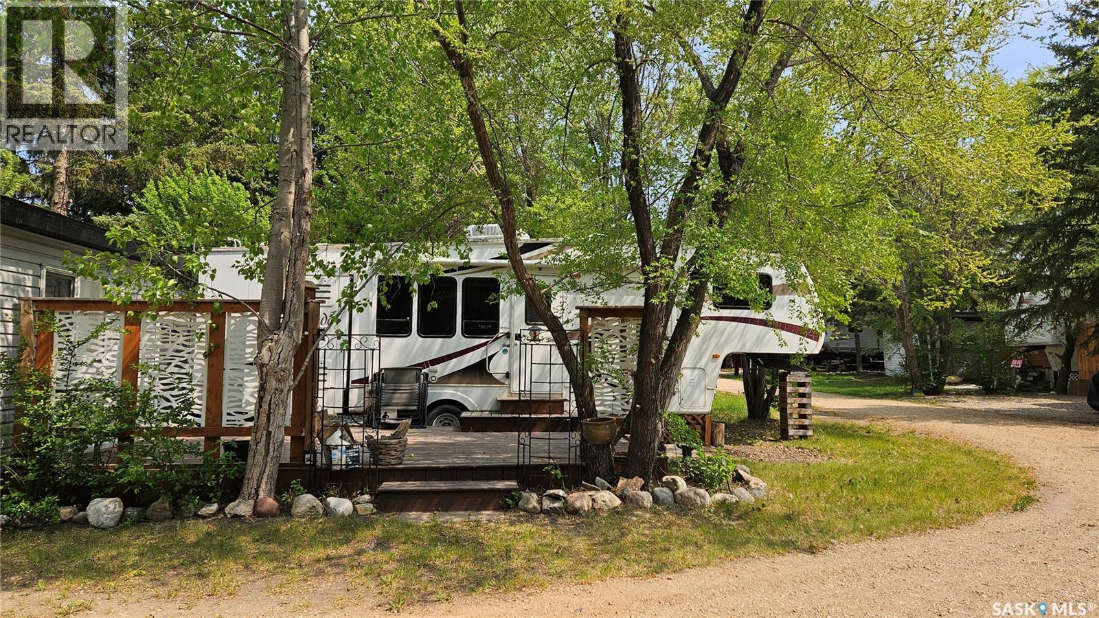 117 Poplar Beach Property Photo 1