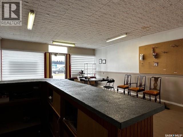 262 3rd Avenue W Property Photo 3