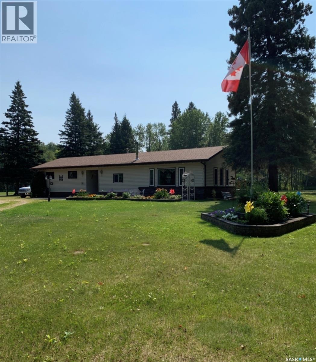 Millikin Acreage Property Photo 1