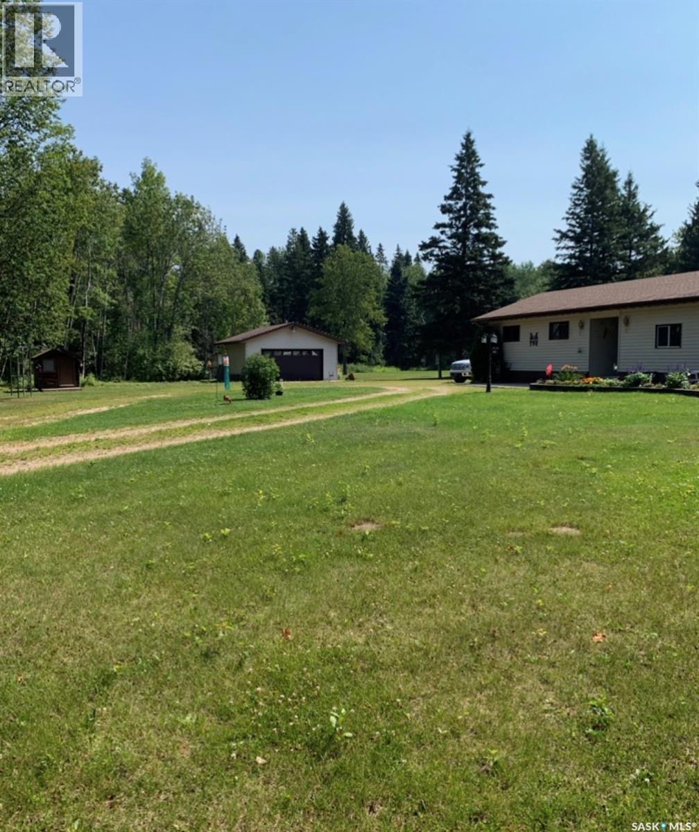 Millikin Acreage Property Photo 2