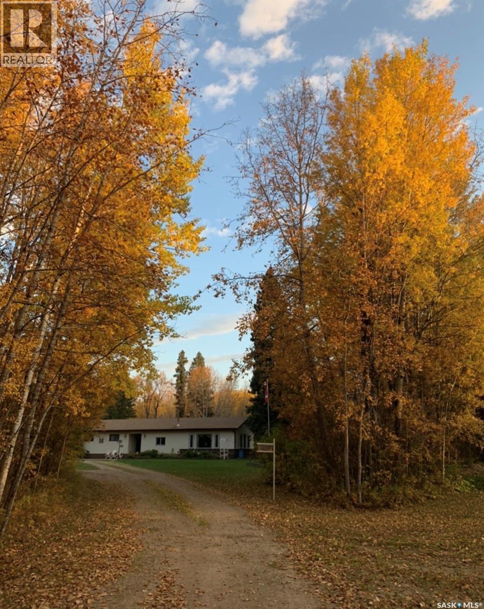 Millikin Acreage Property Photo 4