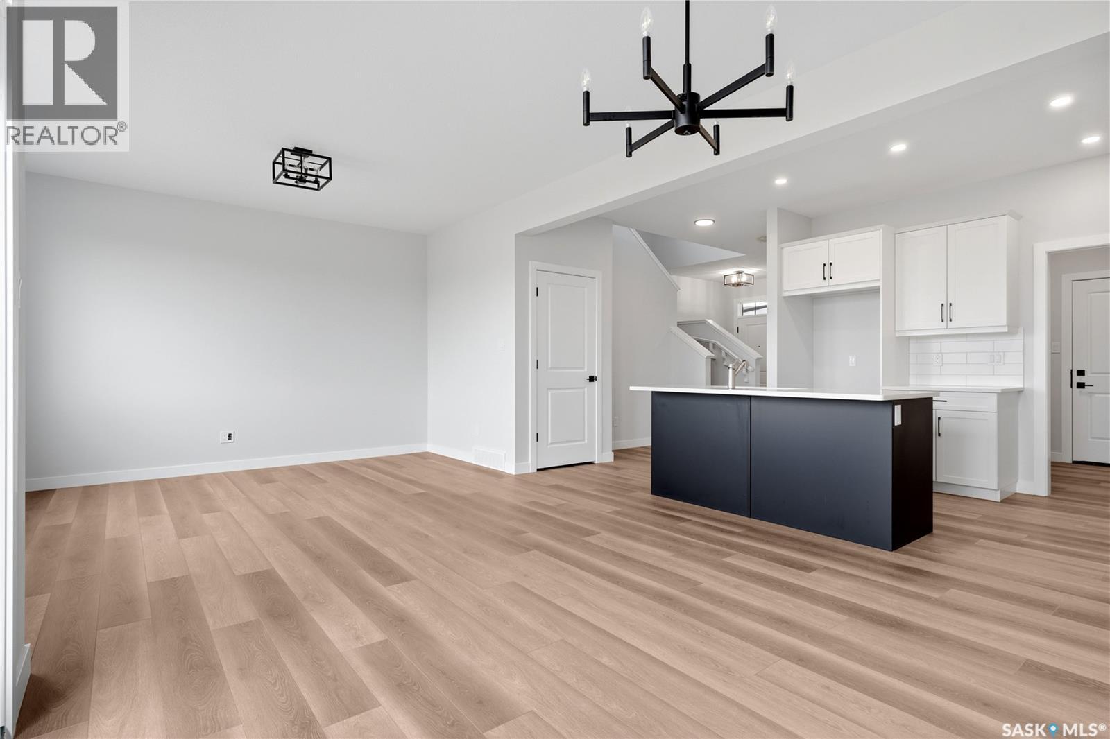 3180 Favel Drive Property Photo 11