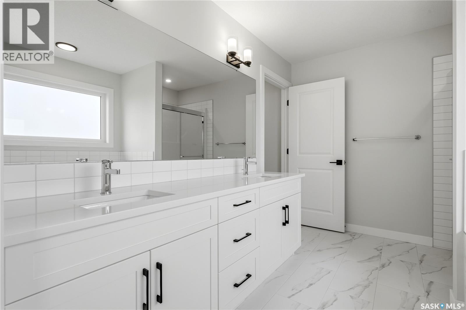 3180 Favel Drive Property Photo 19