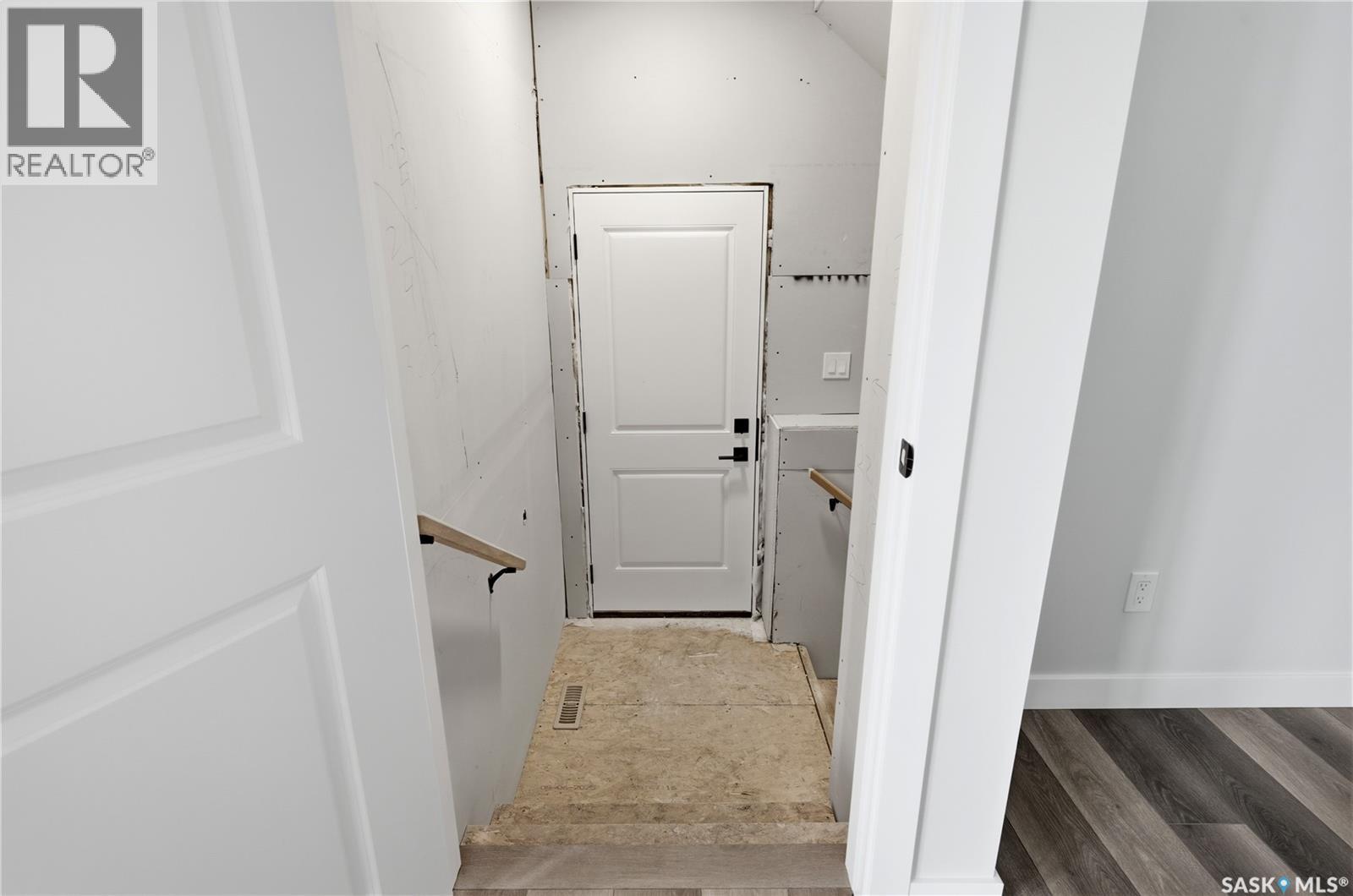 3180 Favel Drive Property Photo 38