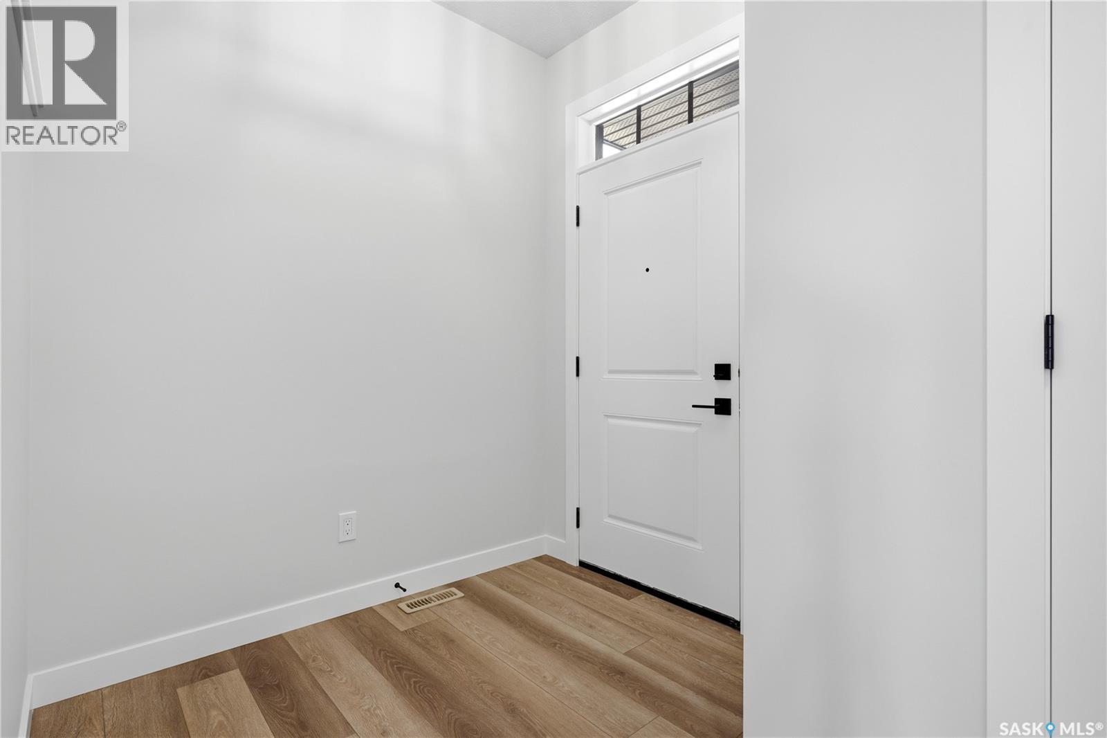 3180 Favel Drive Property Photo 40