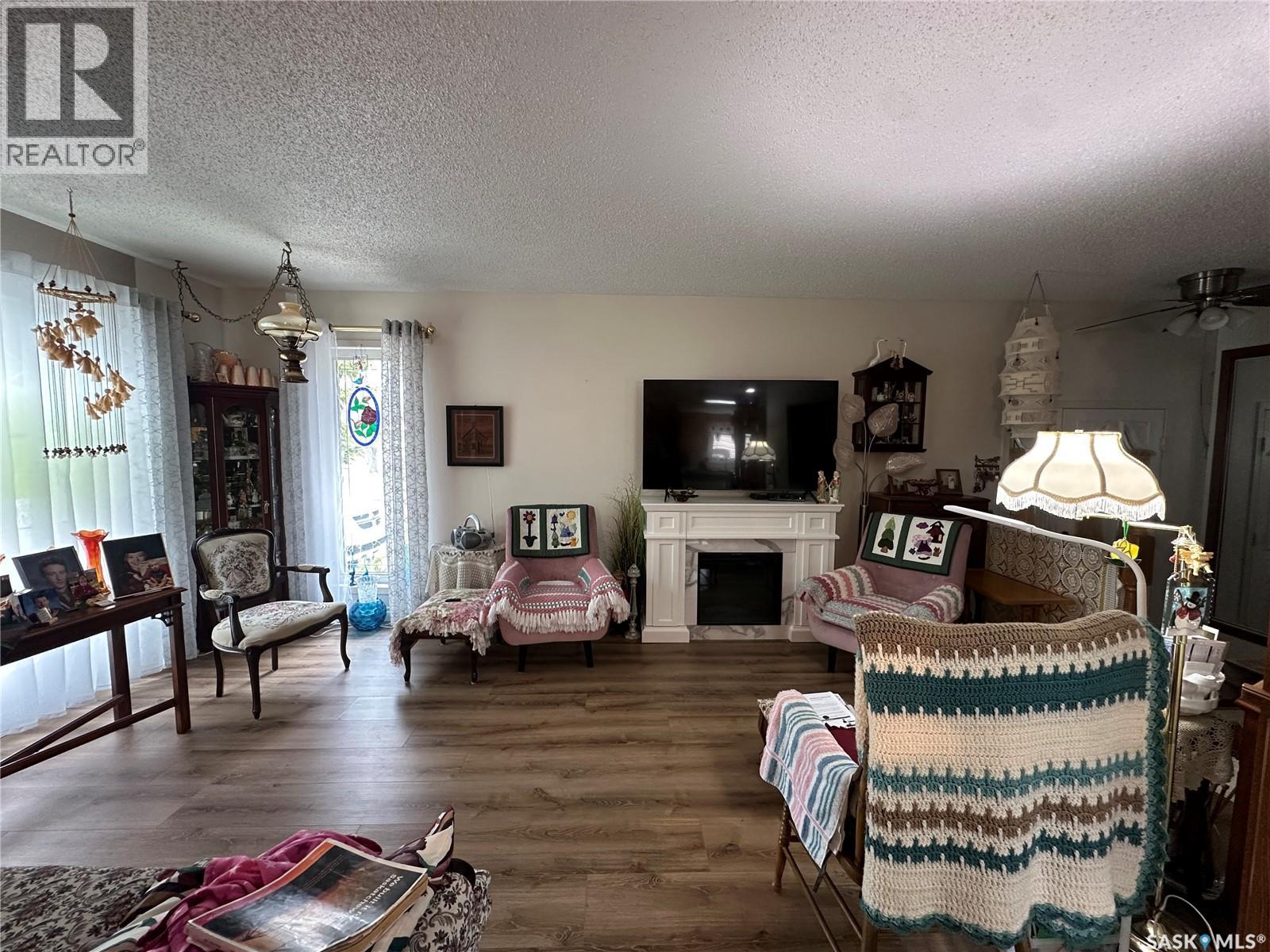 32 4th Street Se Property Photo 14