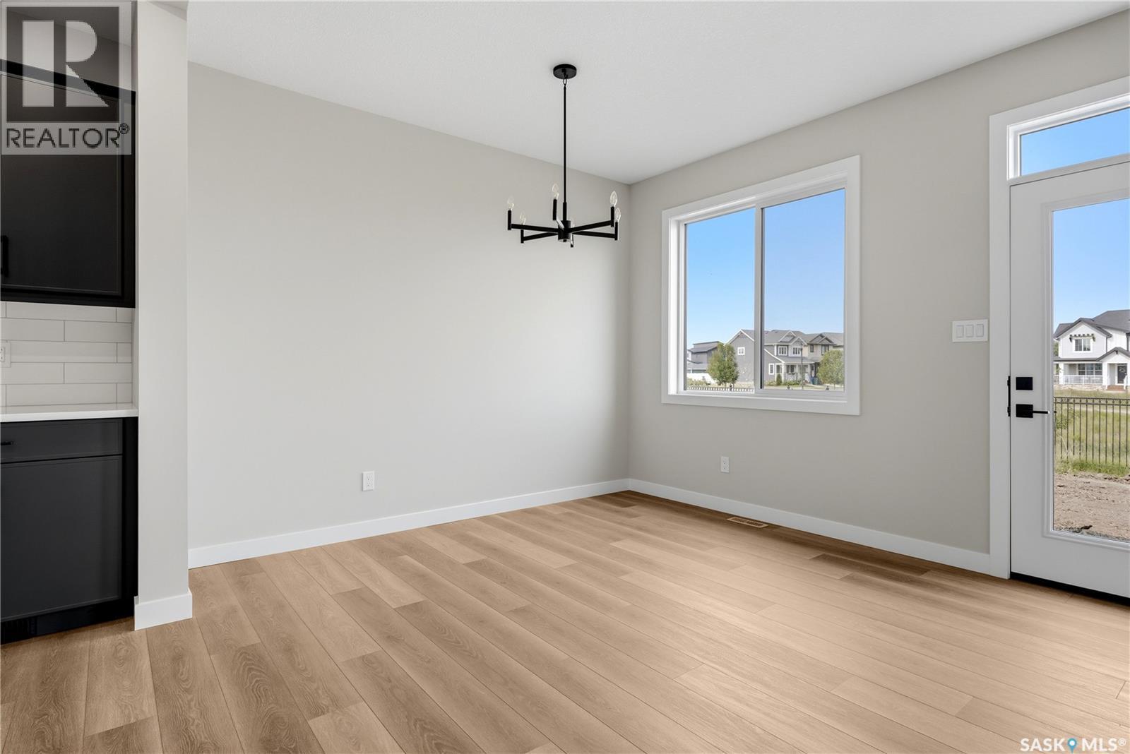 3172 Favel Drive Property Photo 10
